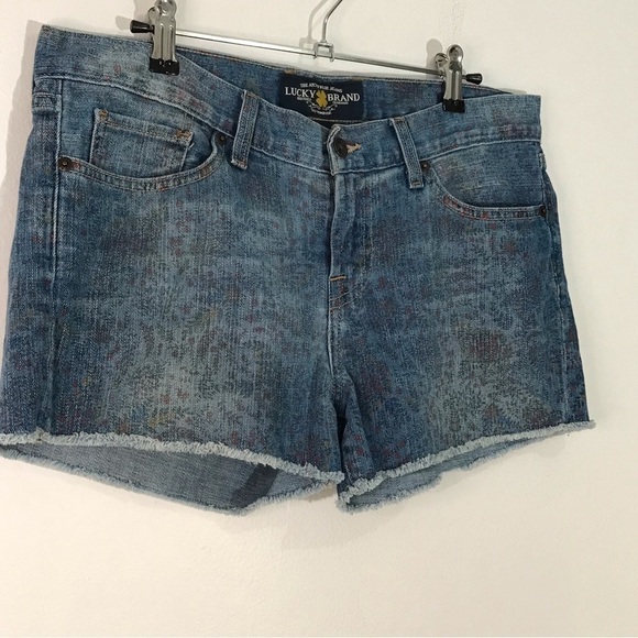 Lucky Brand Riley Adorable Floral Raw Frayed Hem Denim Jean Shorts Size 8 / 29 - Picture 6 of 9